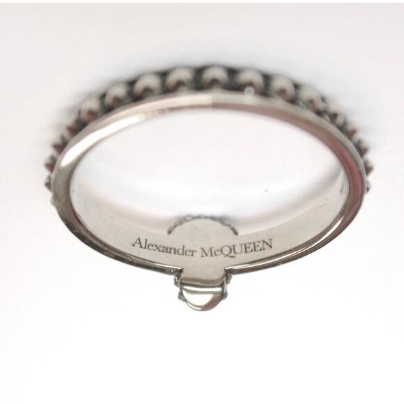 Alexander McQueen Brass Skull Ring with Swarovski - Picture 2 of 3